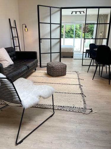 Unique Luxury Apartment With Cosy Garden!