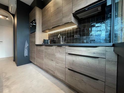 3 Room Luxury Design Apartment