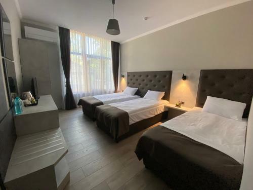 Hostal Comfort Guest Rooms