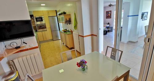 Magn�fica Y Espaciosa Villa Con Piscina Y Jardin