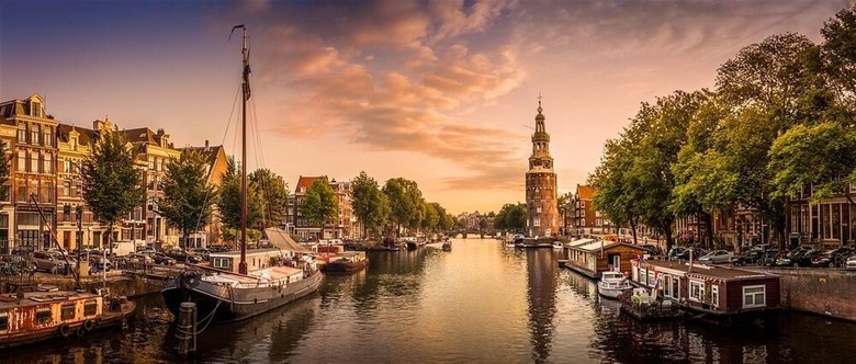 Suitehotel Posthoorn