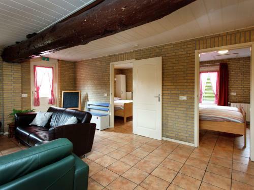 Agroturismo Holiday Home De Oude Boerderij Moergestel
