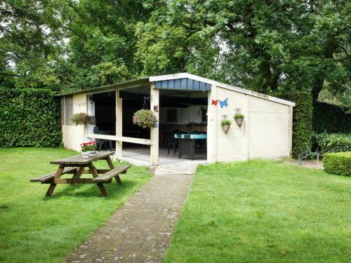 Agroturismo Holiday Home De Oude Boerderij Moergestel