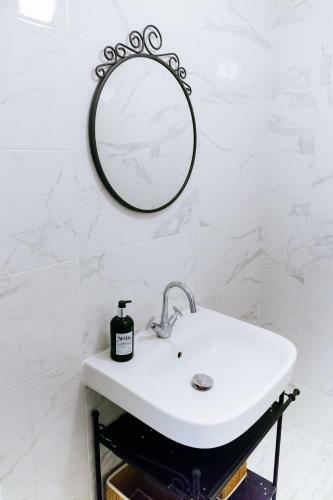Beautiful Best Location Apartment "blue Mouse"