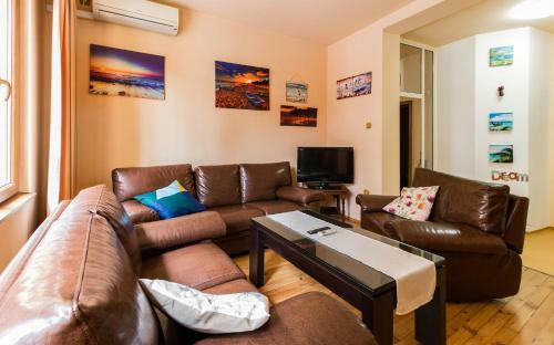 Apartamento The Rocky House - Central & Private 2bdr + Parking