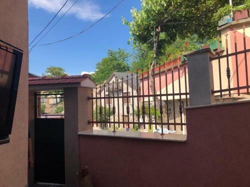 Apartamento ?ouse With Cute Little Yard