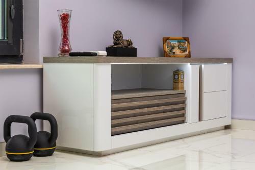 The Purple 1db Apartment With A Parking Spot