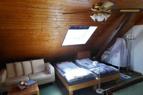 Hostal Guntli?s Family Guesthouse