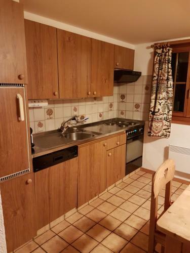 Charming Chalet With Panoramic View In Gruyere