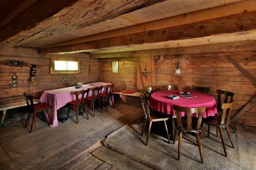 Eiger View Alpine Lodge