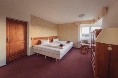 Hotel A Restaurace Pomez�
