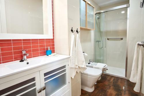 Apartamento Rodrigo De Triana Courtyard By Valcambre