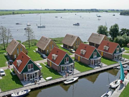 Villa Watersportpark De Pharshoekeiv