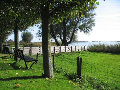 Holiday Home Watersportpark De Pharshoekeii