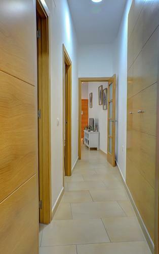 Deluxe Apartment San Julian With Parking