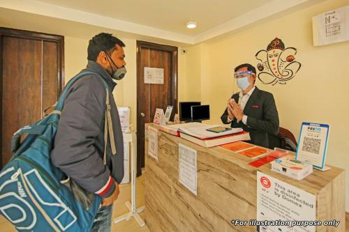Oyo Flagship 73151 Raja Hotel