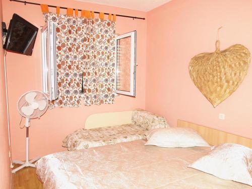 Apartments With A Parking Space Makarska - 9129