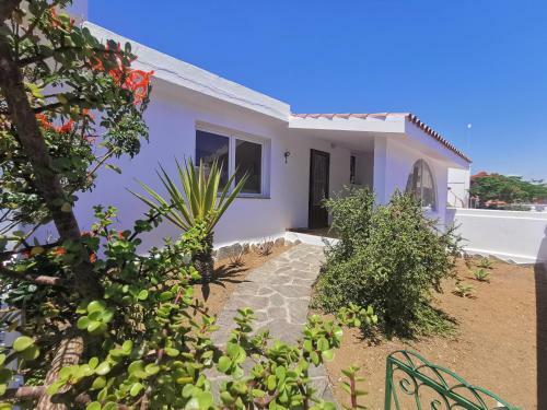 Martha`s Holiday Home