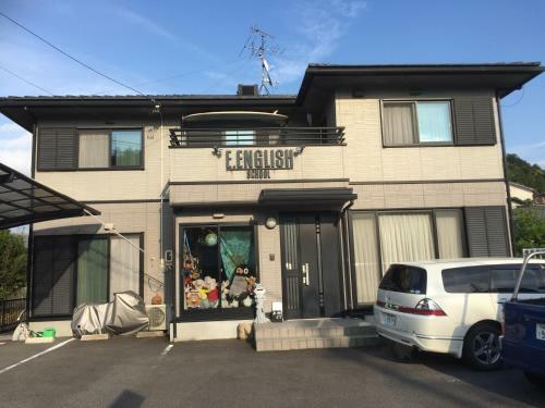 Hostal E.english Guest House