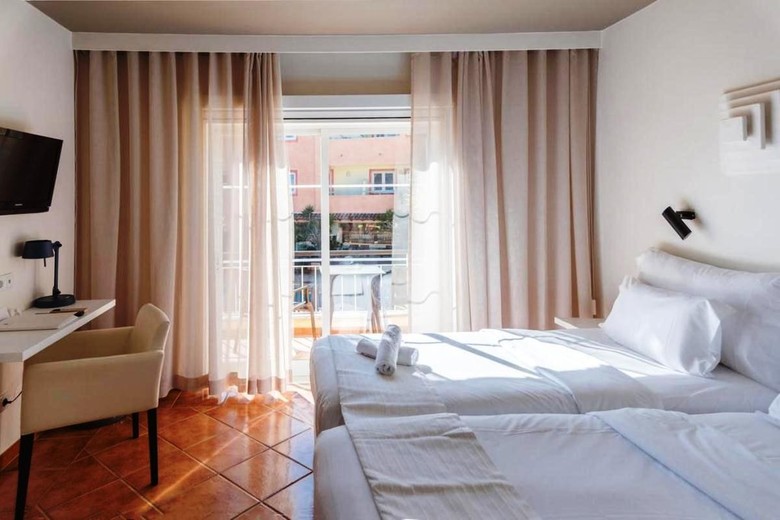 Hotel Costa D'oiro Ambiance Village