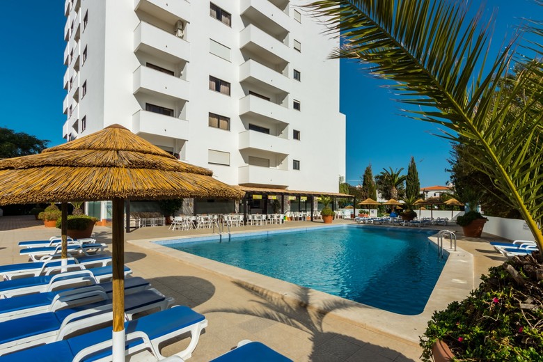 Hotel Apartamentos Turisticos Janelas Do Mar