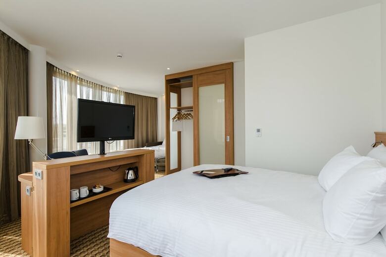 Hotel Hampton By Hilton Amsterdam Airport Schiphol