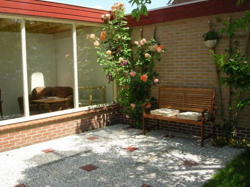 Luxurious Holiday Home In West-graftdijk With Private Garden