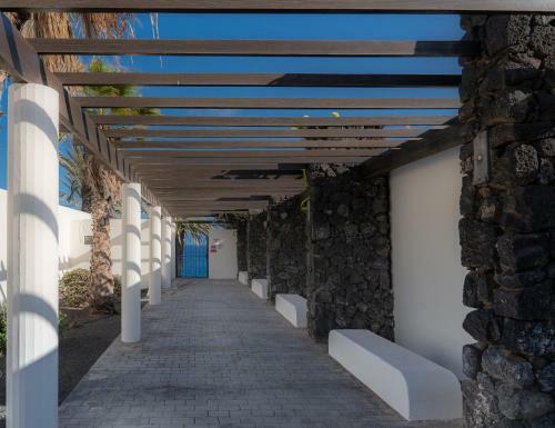 Apartamento En Playa Roca Primer Linea De Mar (05)