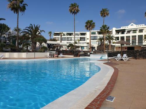 Apartamento En Playa Roca Primer Linea De Mar (05)