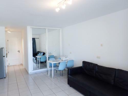 Apartamento En Playa Roca Primer Linea De Mar (05)