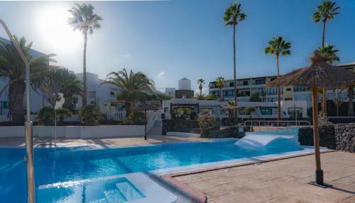 Apartamento En Playa Roca Primer Linea De Mar (05)
