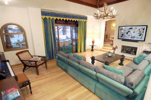 Villa Vista Del Mar - Oceanfront Luxury With Private Pool