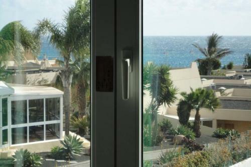Bonito Apartamento Reformado, Al Lado Del Mar