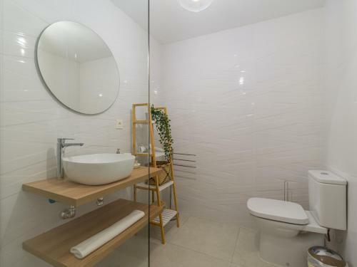 Moderno Apartamento Con Piscina En Costa Teguise