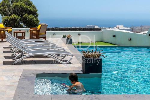 Villa Macher Piscina Climatizada Y Bar Piscina