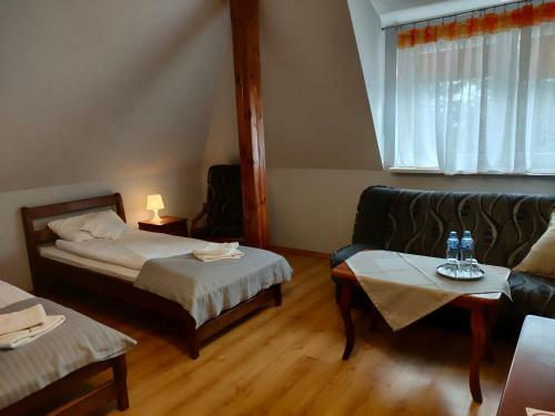 Hotel Dworek Zawadzkich