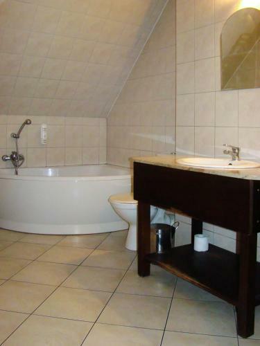 Hotel Dworek Zawadzkich