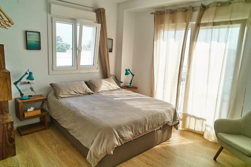 Fabulous Penthouse Downtown Tarifa, Maestro Apartments