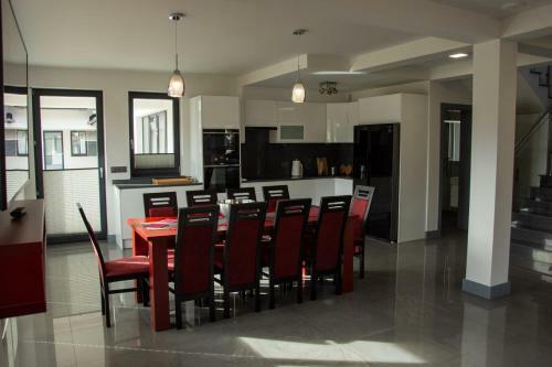 Domino-apartamenty Red