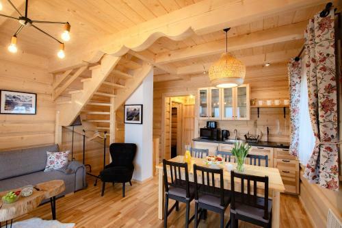 Domki Widokowe -przystanek Salamandra