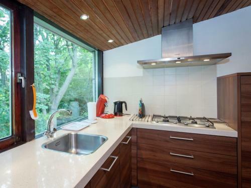 Detached Bungalow With Its Own Garden