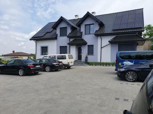 Hostal Noclegi 24/h Leszczynek