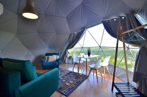 Slowly Glamping Osada Nad Wod?