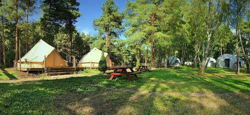 Slowly Glamping Osada Nad Wod?