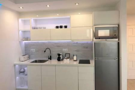 Loft Del Mar - Charming Luxury Apartment At La Roca