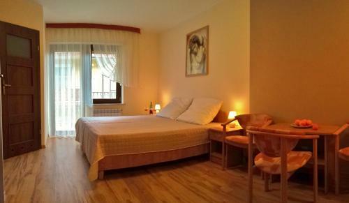 Hostal Pokoje Go?cinne Jantar