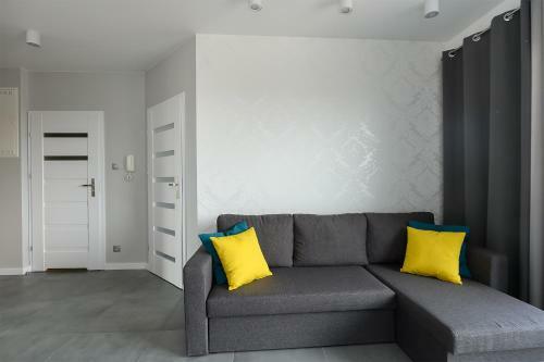 Expo Home Apartment By Pinpoint