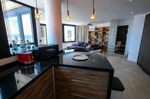 Babbel Apartment With Amazing Sea Views