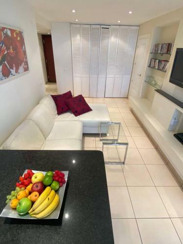 Central 2 Bedroom Apartment In La Nogalera