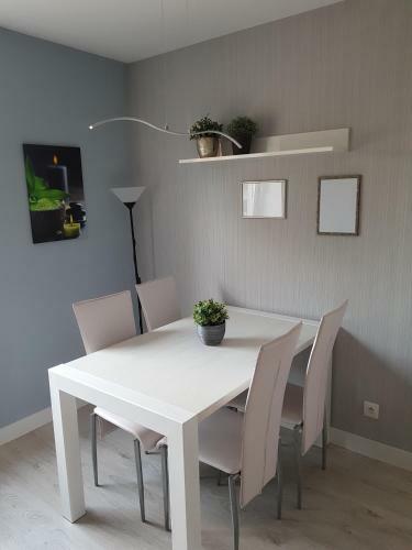 Apartamenty Mr?gowo Na Poddaszu Po Schodkach